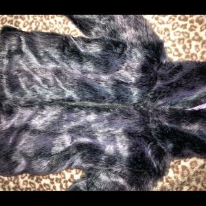 American Widgeon faux fur coat | 4T